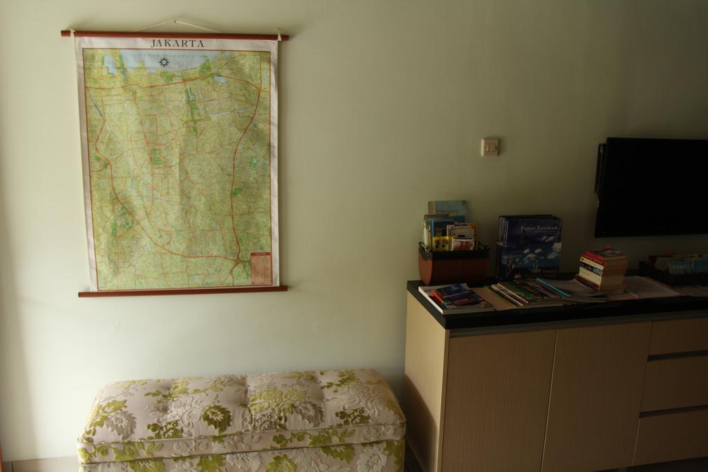 Bed And Breakfast Tomang Bed & Breakfast Jakarta