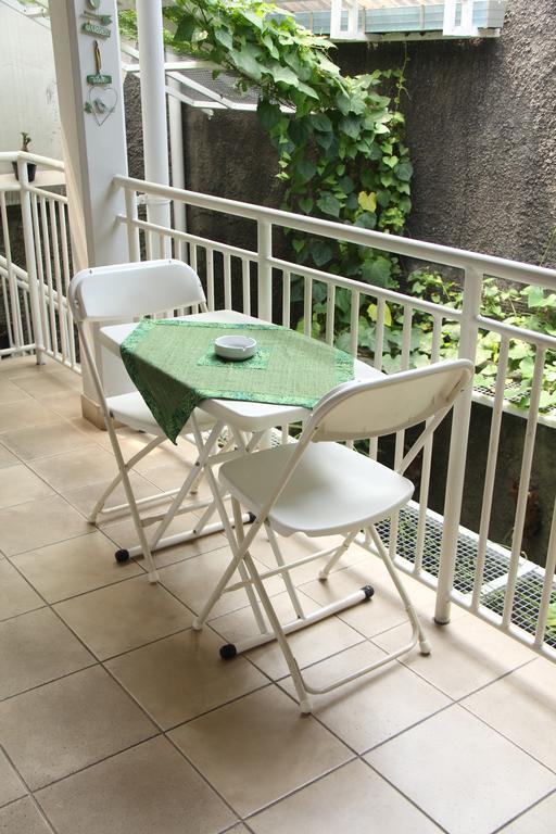 Bed And Breakfast Tomang Bed & Breakfast Jakarta